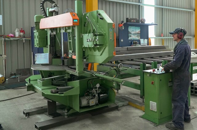Twin Column Design Twin Column Design
