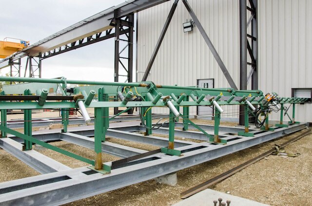 Infeed and Outfeed Material Handling Infeed and Outfeed Material Handling