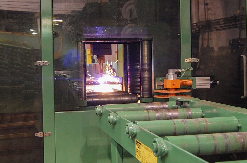 Nonstop Throughput with Roller Feed Measurement Nonstop Throughput with Roller Feed Measurement