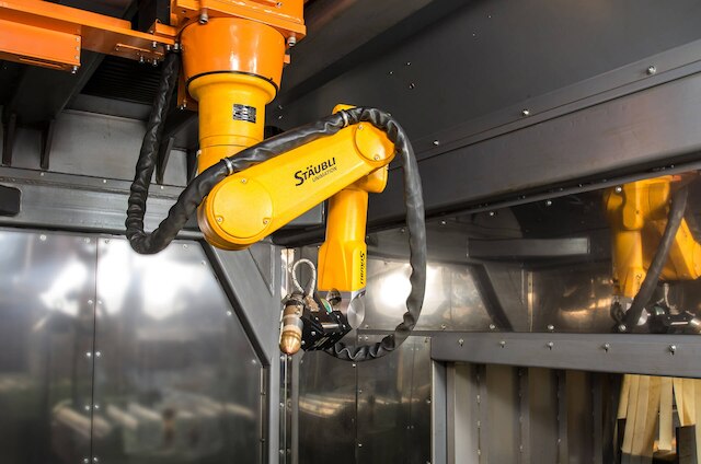 Staubli Robot for Cutting Intelligence Staubli Robot for Cutting Intelligence