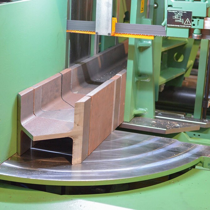 miter cutting miter cutting