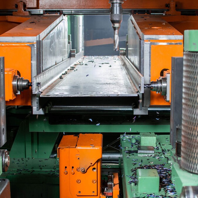 drill and mill simultaneously drill and mill simultaneously